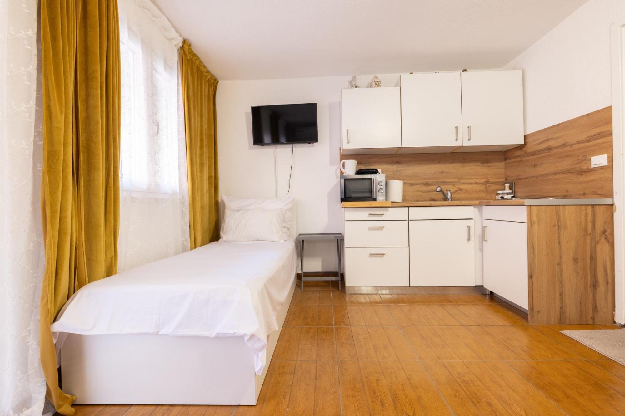 Guesthouse Rebecca Μακάρσκα Εξωτερικό φωτογραφία
